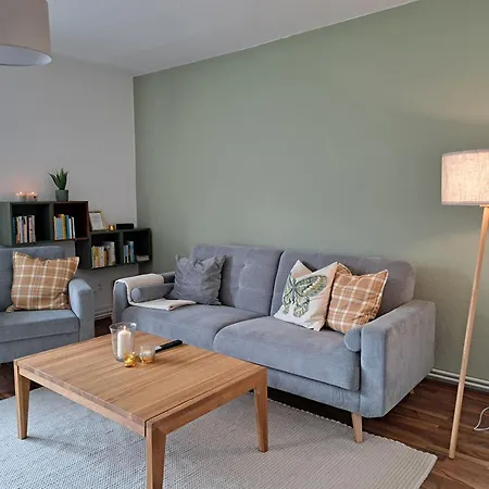 Apartmán Am Klinkum - Jade Hochschule - Kueche - Smarttv - Balkon *